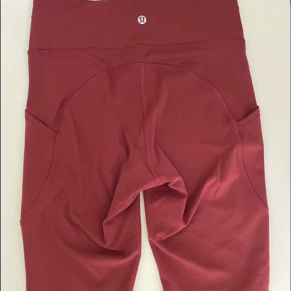 Lululemon Invigorate HR Shorts 10” - Picture 3 of 3